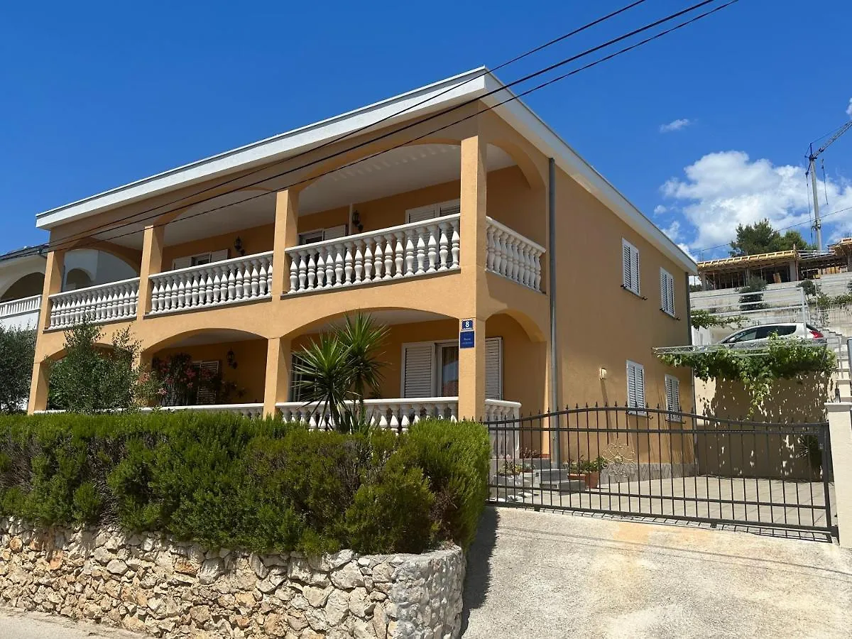 Apartment-Julia Seget Vranjica